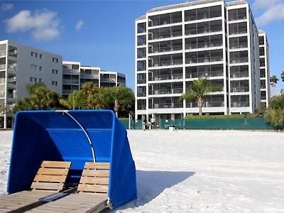 Hilton Grand Vacations Seawacht On The Bay Resort Fort Myers Beach Bagian luar foto